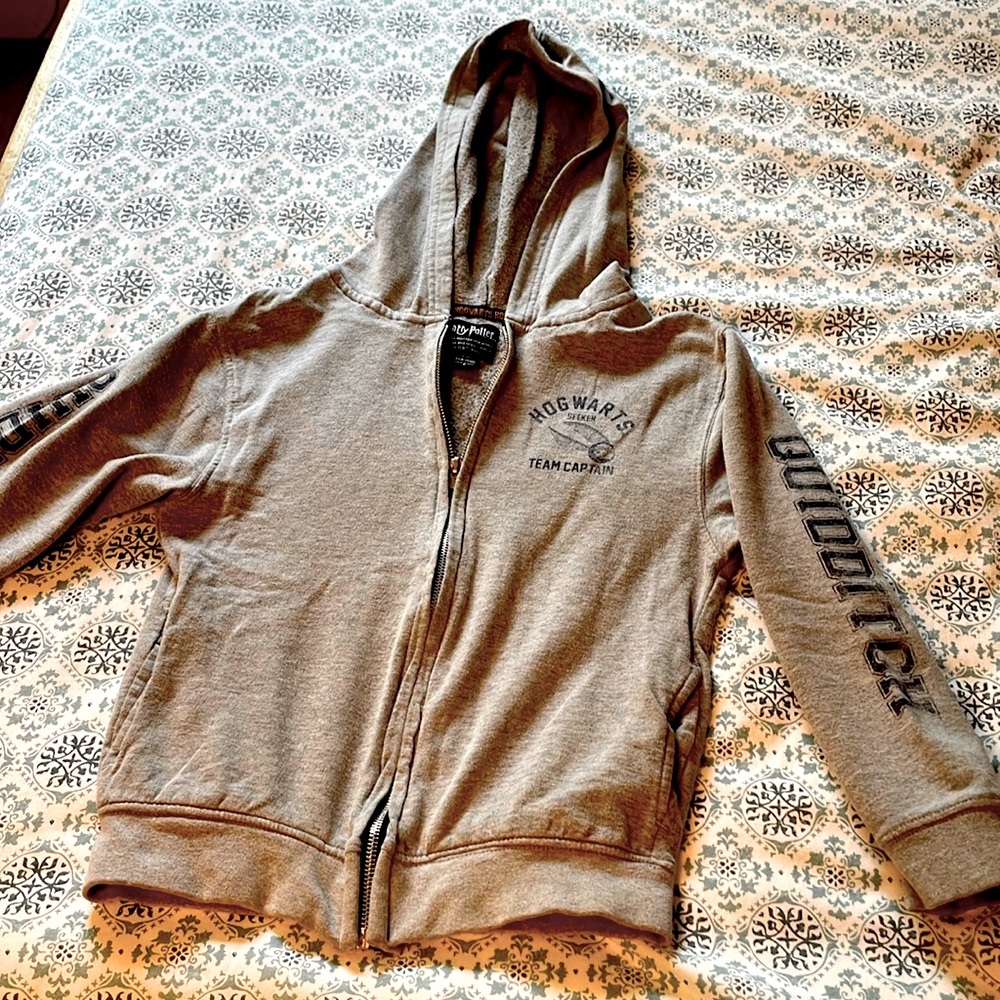 Harry Potter Hogwarts jacket size small